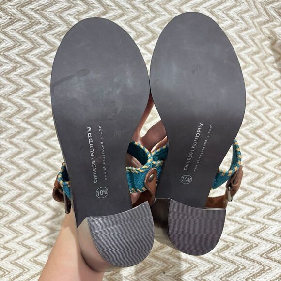 Chinese Laundry “Golden” Stacked Heel Sandals - Picture 9 of 12